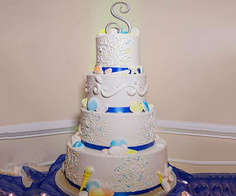 Wedding Cake, 4 Tier. Serves 150 people